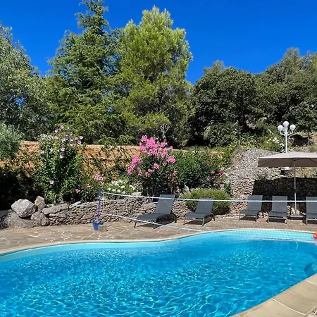 In The South Of France With Heated Pool, Cleaning Included Feriehus
